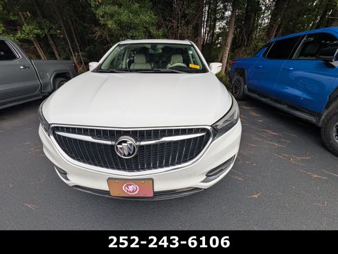 Used 2018 Buick Enclave Essence FWD image 9