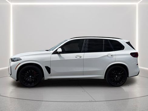 Used 2026 BMW X5 xDrive40i w/ M Sport Package AWD/4WD image 2