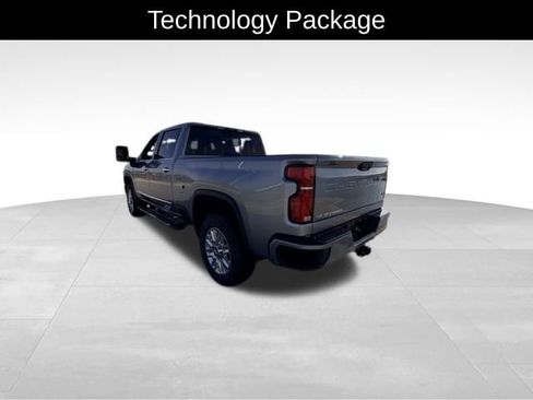 Certified 2025 Chevrolet Silverado 3500 High Country w/ Technology Package image 5