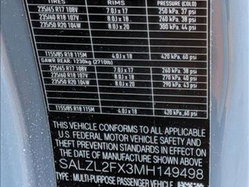 Used 2021 Land Rover Range Rover Evoque R-Dynamic SE image 22