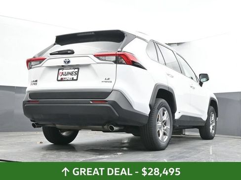 Used 2024 Toyota RAV4 LE AWD/4WD image 42