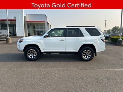 Used 2024 Toyota 4Runner TRD Off-Road Premium w/ Off Road Premium Plus Package AWD/4WD image 3