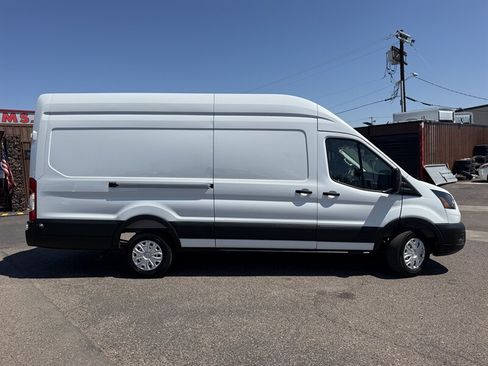 Used 2026 Ford Transit 250 148 High Roof Extended RWD image 2