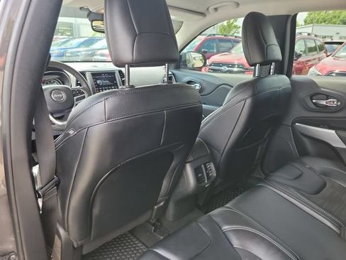 Certified 2022 Jeep Cherokee Latitude AWD/4WD image 14