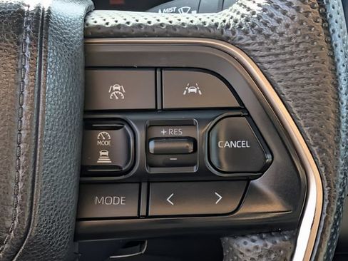 Used 2025 Toyota Tacoma TRD Off-Road AWD/4WD image 19
