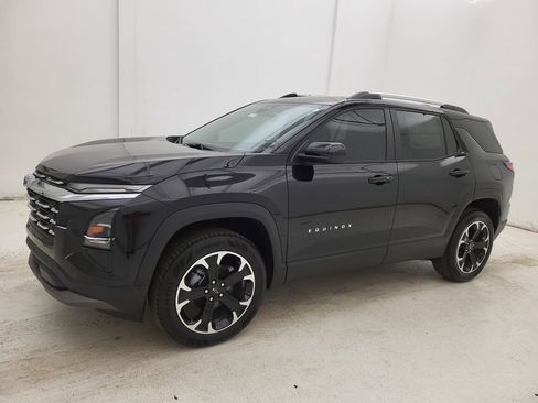 New 2026 Chevrolet Equinox LT w/ LPO, Floor Liner Package image 17