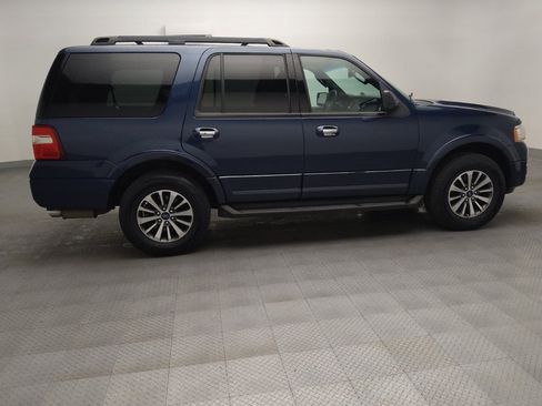 Used 2017 Ford Expedition XLT AWD/4WD image 10