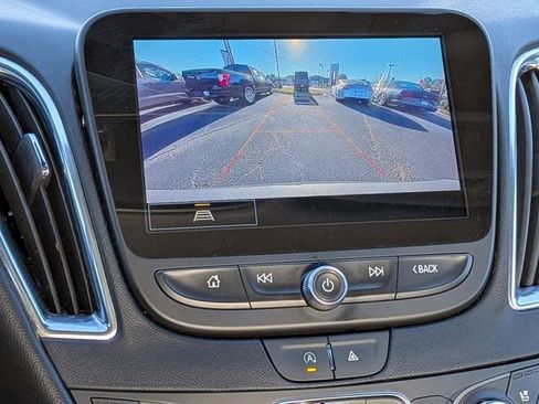 Used 2024 Chevrolet Malibu LT image 19