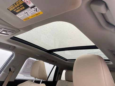 Certified 2022 Toyota Highlander Platinum image 17