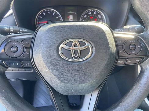 Used 2021 Toyota RAV4 XLE image 20