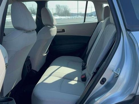 Used 2022 Toyota Corolla Cross L image 10