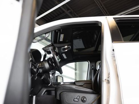 Used 2022 RAM 1500 TRX w/ TRX Level 2 Equipment Group image 11