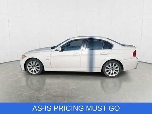 Used 2006 BMW 330i Sedan image 5