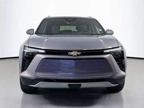 Used 2024 Chevrolet Blazer EV LT AWD/4WD image 2