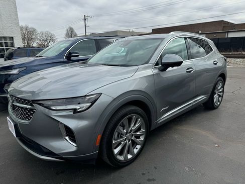 Used 2023 Buick Envision Avenir image 3