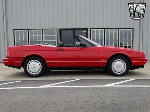 Used 1991 Cadillac Allante image 8