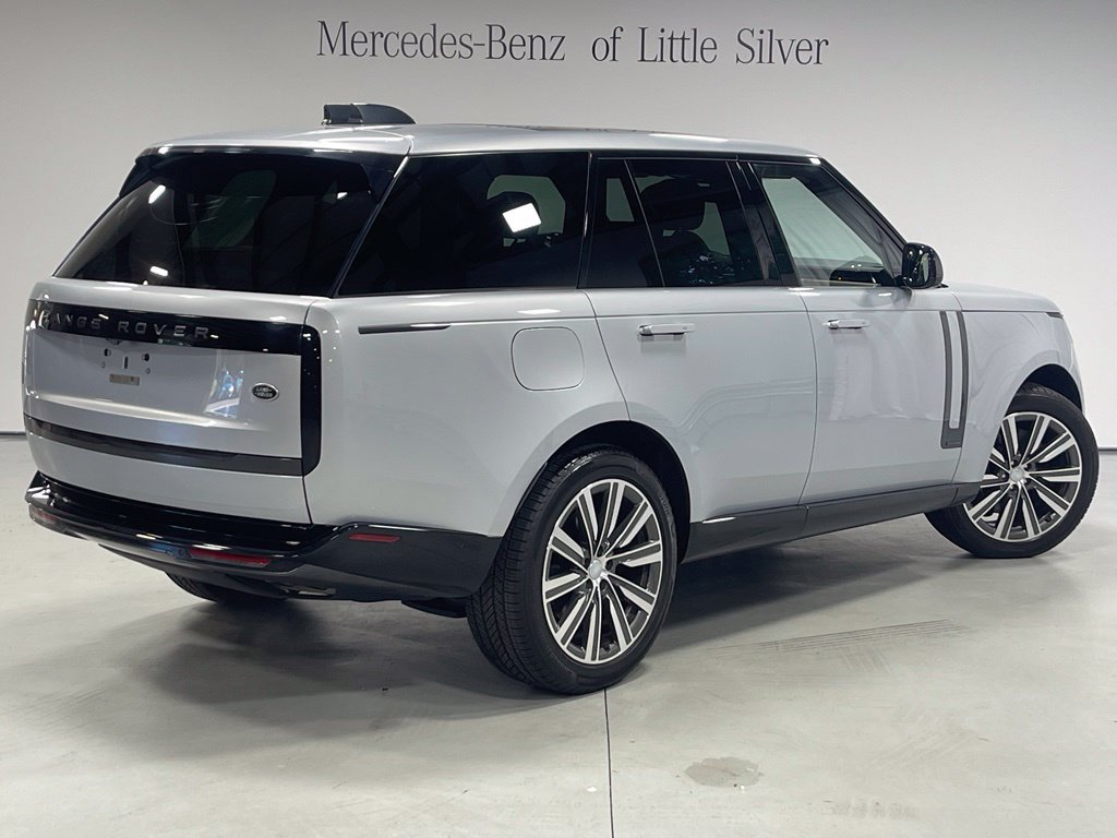 Used 2023 Land Rover Range Rover Autobiography AWD/4WD image 6