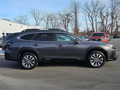 Used 2023 Subaru Outback Limited image 7