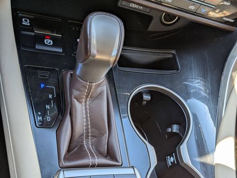 Used 2020 Lexus RX 350 AWD image 25