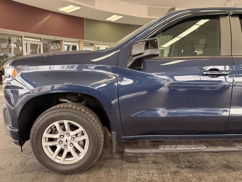 Used 2019 Chevrolet Silverado 1500 RST image 22