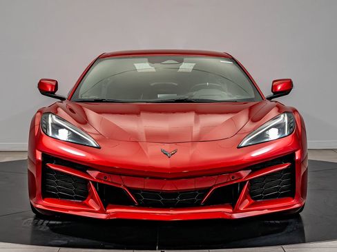 Used 2025 Chevrolet Corvette Z06 w/ Stealth Interior Trim Package RWD image 3