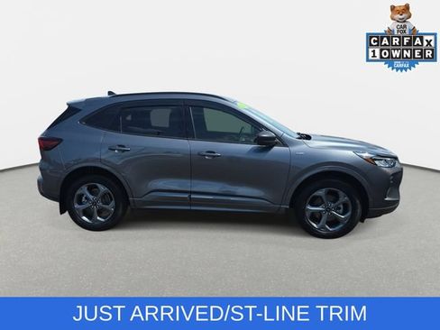 Used 2024 Ford Escape ST-Line w/ Tech Pack #1 AWD/4WD image 4