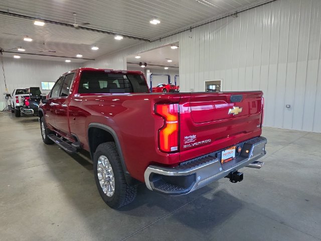 Used 2025 Chevrolet Silverado 3500 LTZ w/ LTZ Premium Package AWD/4WD image 6