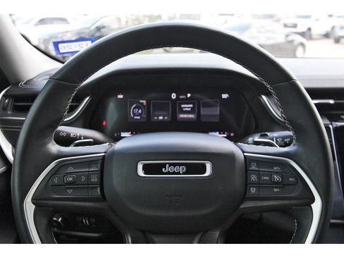 Used 2021 Jeep Grand Cherokee L Limited RWD image 9