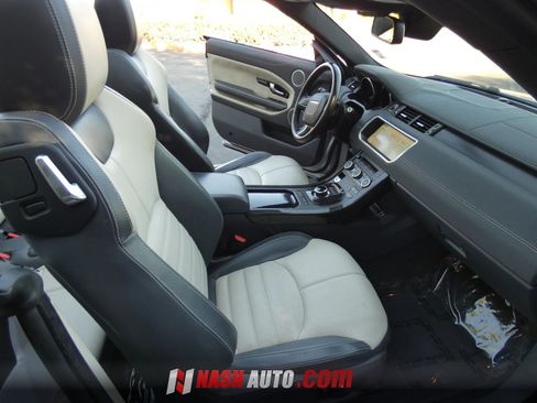 Used 2019 Land Rover Range Rover Evoque SE Dynamic AWD/4WD image 30