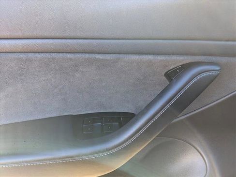 Used 2020 Tesla Model 3 Long Range image 14
