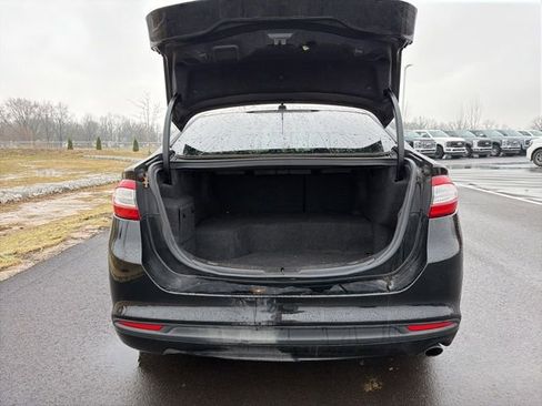 Used 2016 Ford Fusion SE image 11