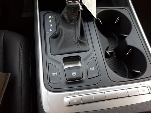 New 2026 Kia Carnival image 16