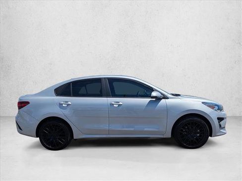 Used 2022 Kia Rio LX FWD image 4