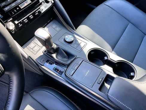 Used 2025 Lexus IS 300 w/ Premium Package RWD image 17