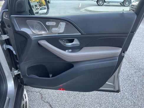 Certified 2023 Mercedes-Benz GLS 63 AMG AMG GLS 63 4MATIC+ SUV image 49