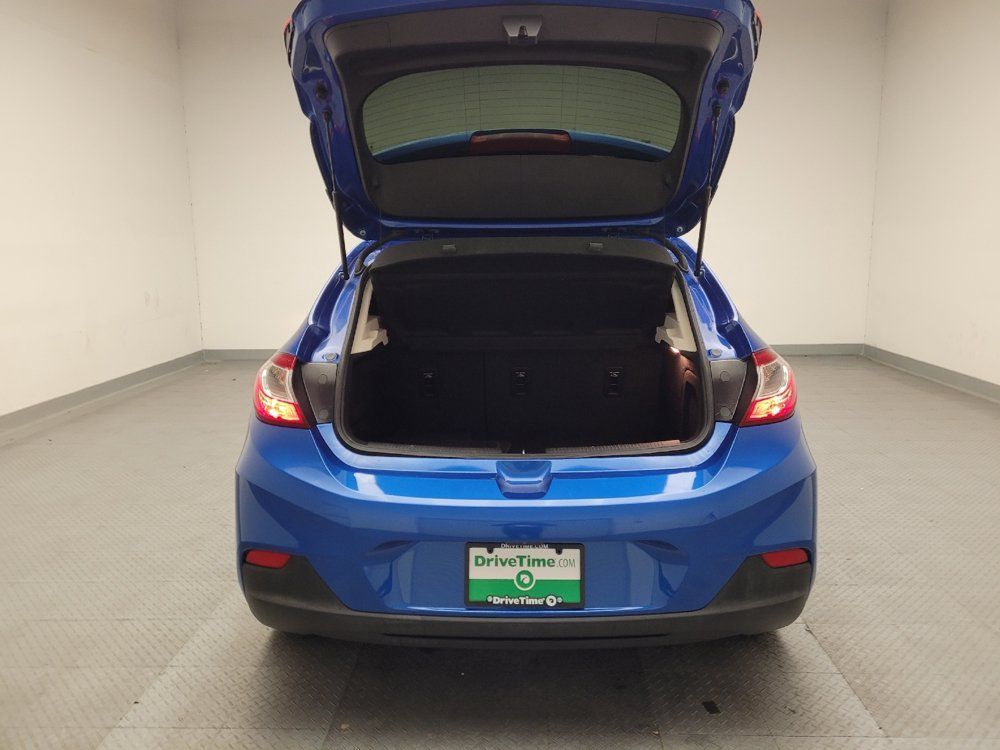 Used 2017 Chevrolet Cruze LT w/ Convenience Package FWD image 29