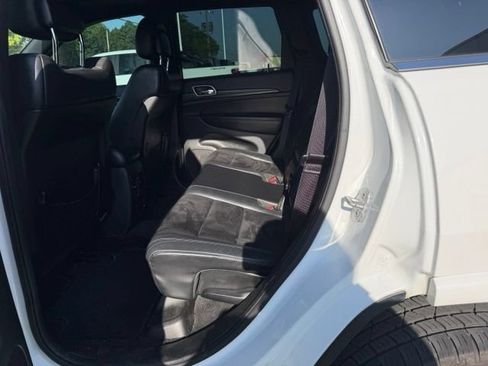 Used 2014 Jeep Grand Cherokee Altitude AWD/4WD image 18