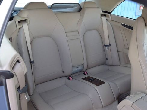 Used 2011 Mercedes-Benz E 350 Cabriolet image 53