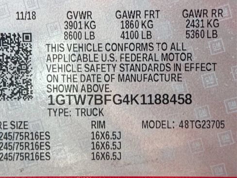 Used 2019 GMC Savana 2500 Extended w/ Driver Convenience Package RWD image 21
