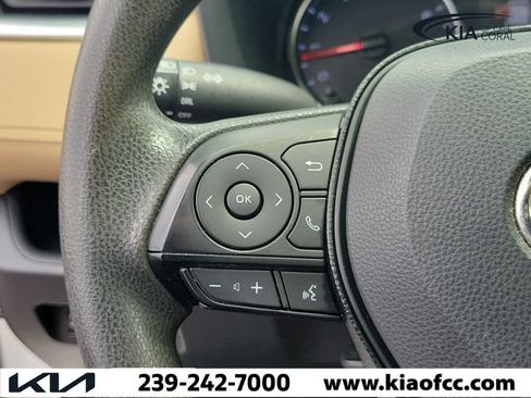 Used 2020 Toyota RAV4 LE w/ All Weather Liner Package AWD/4WD image 23