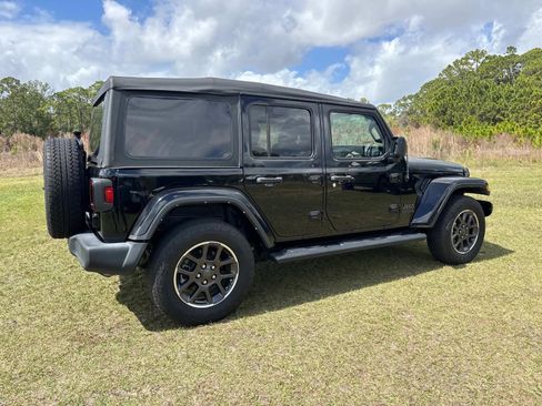 Certified 2021 Jeep Wrangler Unlimited Sport image 3