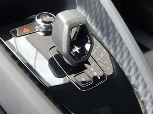 Used 2022 Polestar Polestar 2 image 11