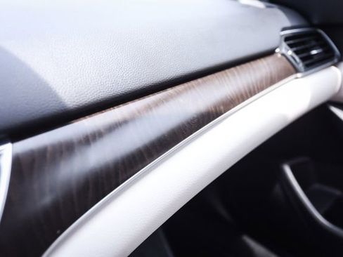 Used 2018 Honda Accord EX-L image 43