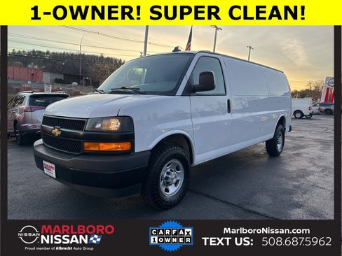 Used 2022 Chevrolet Express 3500 Work Van w/ Driver Convenience Package image 3