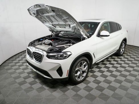Used 2025 BMW X4 xDrive30i AWD/4WD image 33