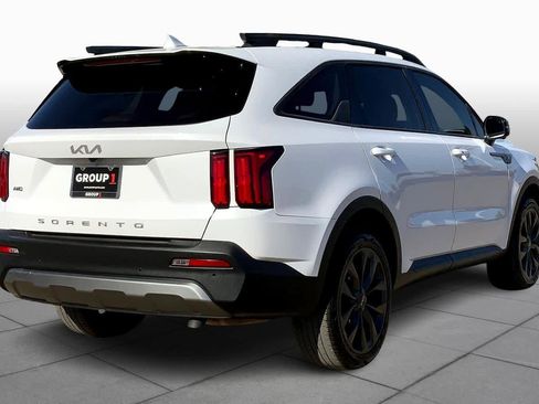 Used 2022 Kia Sorento SX Prestige w/ Rust Color Package image 12