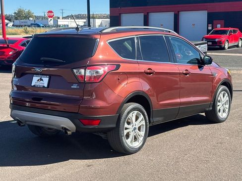 Used 2018 Ford Escape SE w/ SE Sync 3 Package image 7