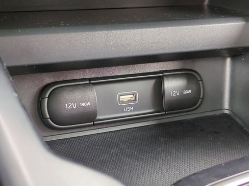 Certified 2021 Kia Soul LX FWD image 21