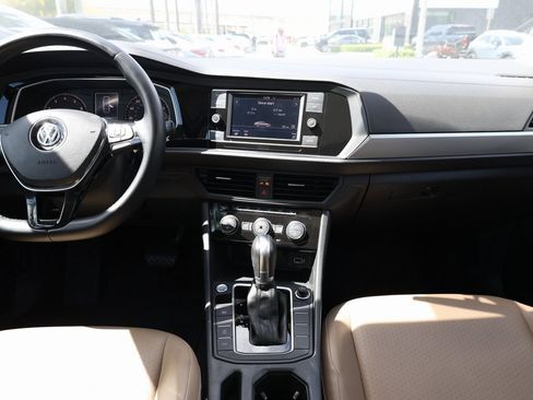 Used 2019 Volkswagen Jetta SE image 22