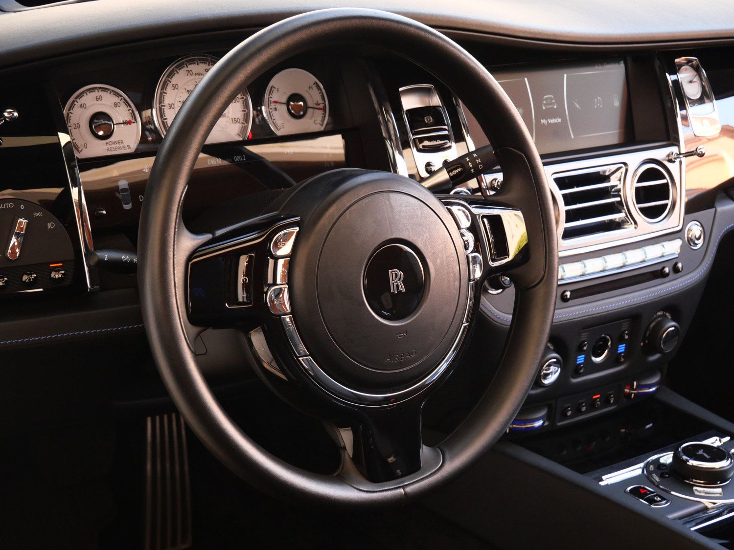 Certified 2018 Rolls-Royce Dawn RWD image 17